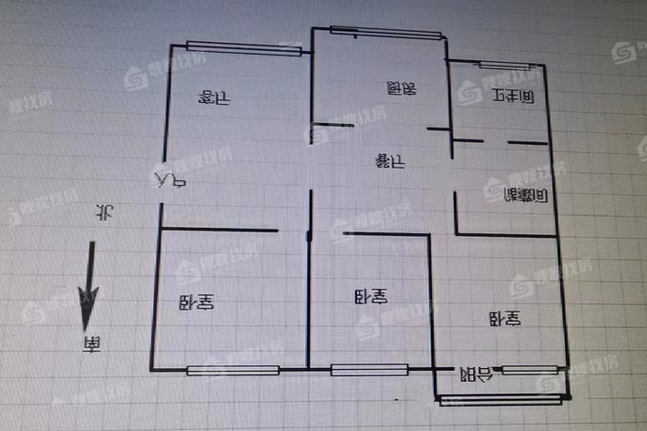 水利局宿舍3室2厅1卫105㎡