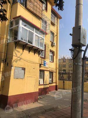 铁路三角线2室2厅1卫55㎡