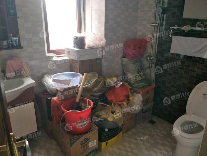 宏宇城（A区）4室2厅1卫139㎡