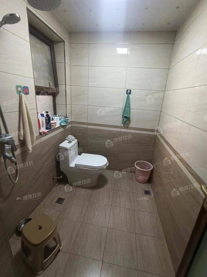 荣盛阿尔卡迪亚文景苑3室2厅2卫125㎡