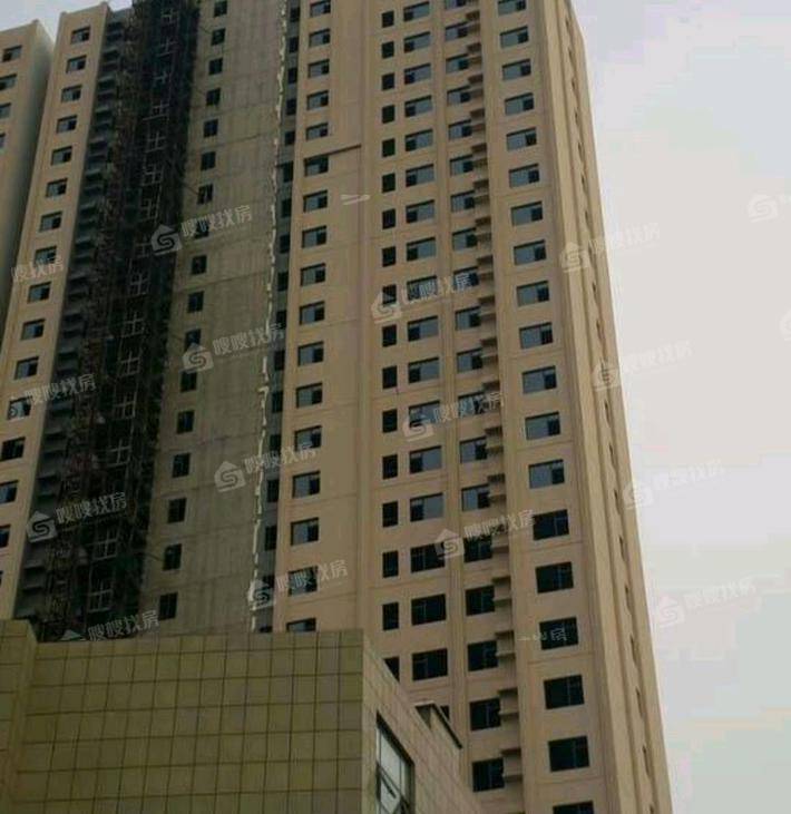 石山新天地3室2厅2卫138㎡