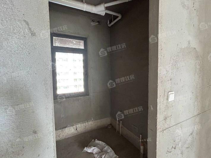 天成玉玺台三期3室2厅2卫145㎡