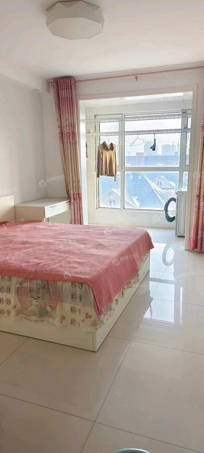 紫御华府4室2厅2卫141㎡