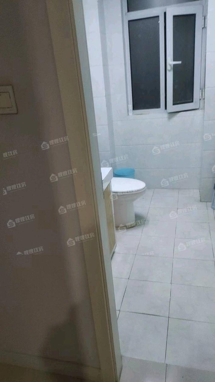 紫御华府4室2厅2卫141㎡