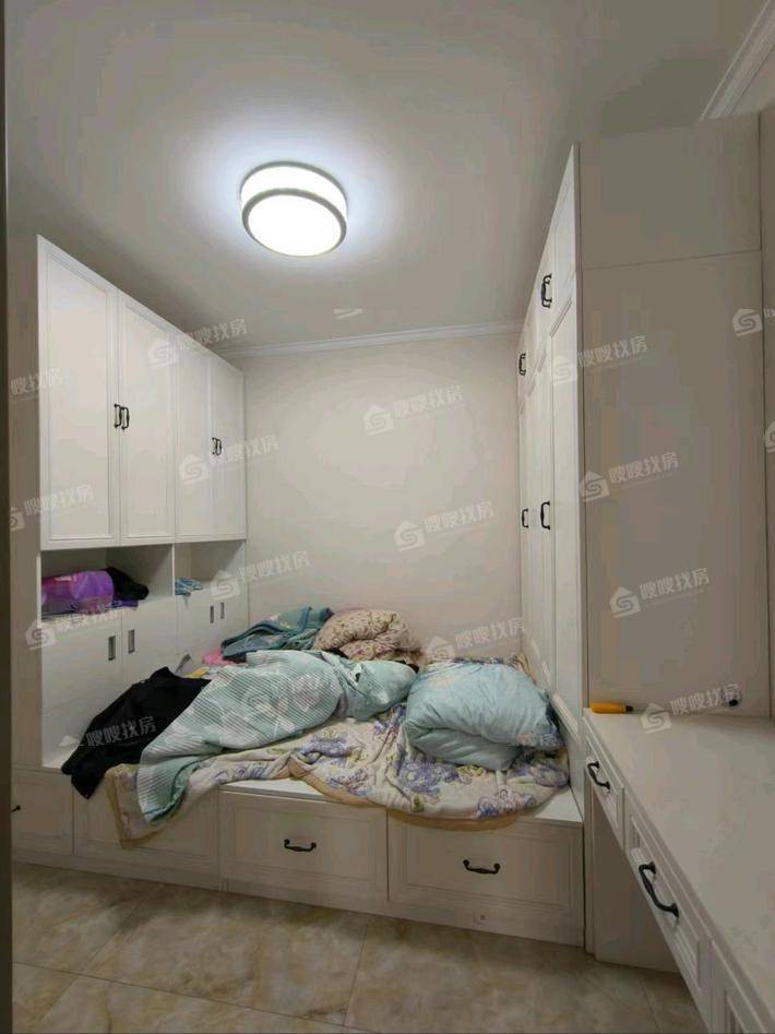 宏宇城（B区）2室2厅1卫84㎡