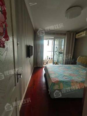 天成郡府东区3室2厅2卫139㎡