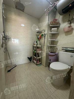 天成郡府东区3室2厅2卫139㎡