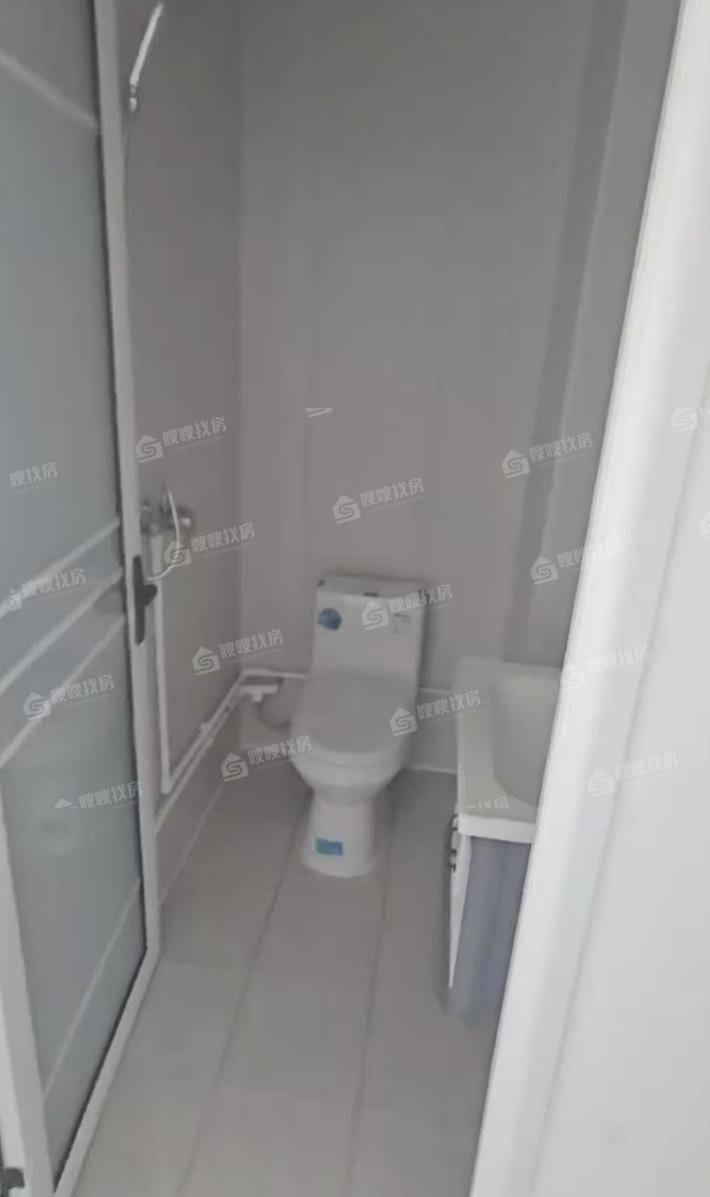 荣盛尚府3室2厅2卫101㎡