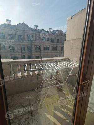 万豪庄园5室2厅3卫298㎡