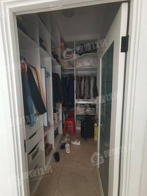 万豪庄园5室2厅3卫298㎡