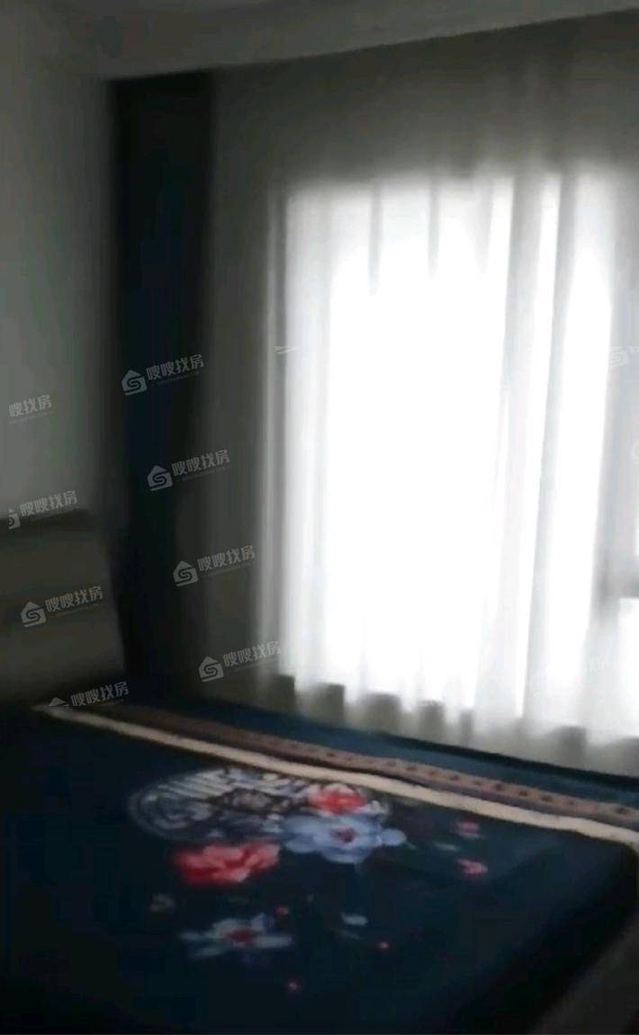 荣盛锦绣学府3室1厅1卫111㎡