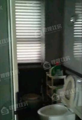 荣盛锦绣学府3室1厅1卫111㎡