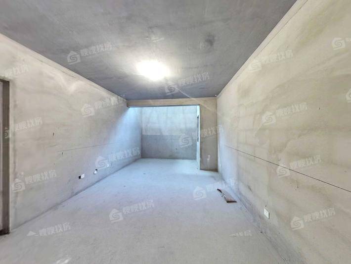 泰享嘉府二期4室2厅2卫145㎡