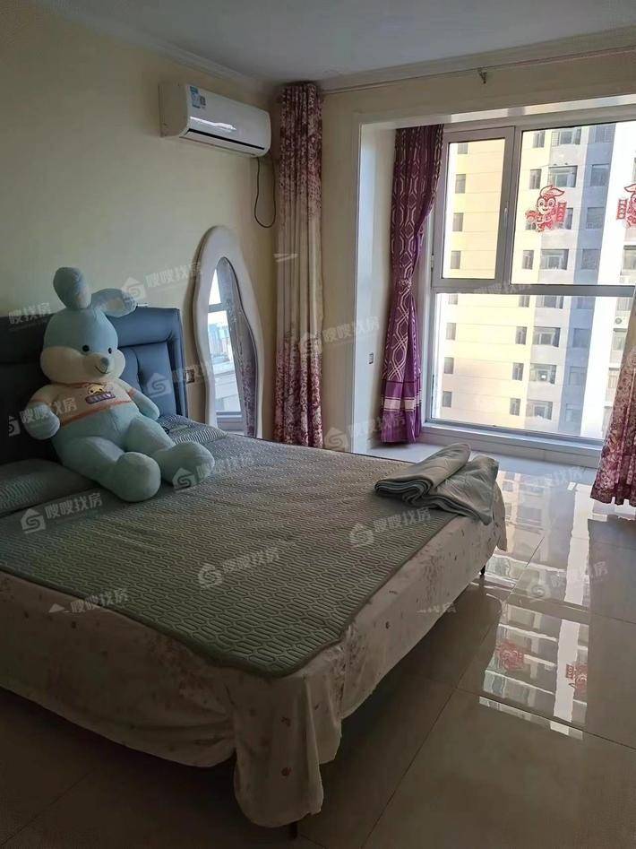 滨河龙韵3室2厅2卫129㎡