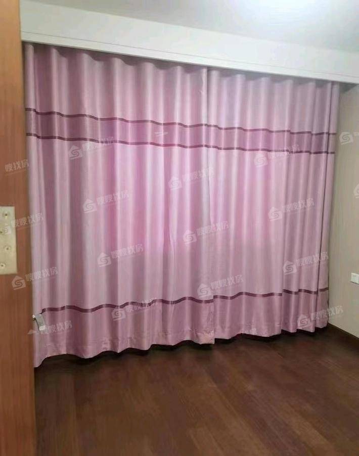 保利花园东区3室2厅1卫106㎡