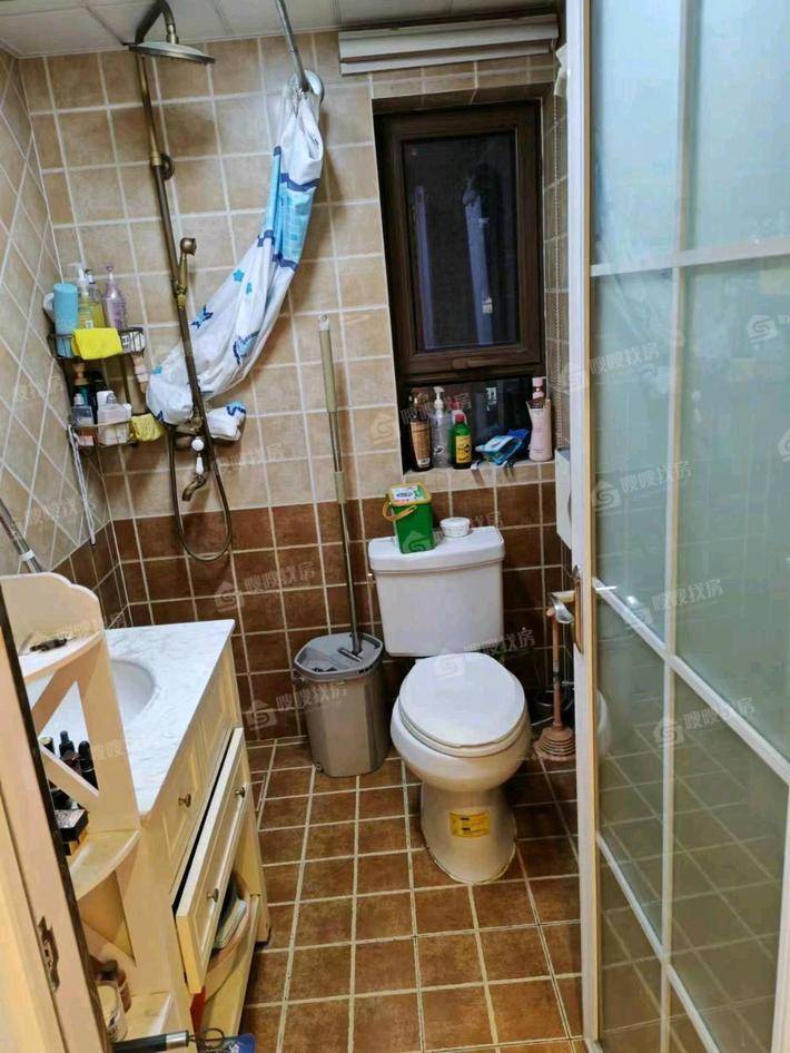 阿尔卡迪亚锦绣天地B区3室2厅1卫84㎡