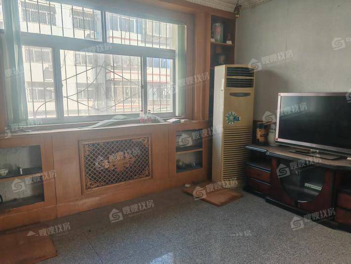 水利家属楼3室1厅1卫100㎡