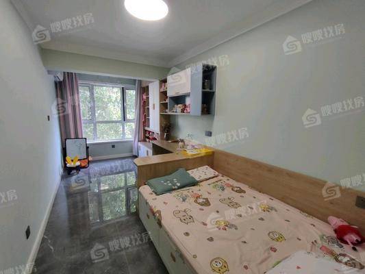 天天购物小区3室2厅2卫125㎡