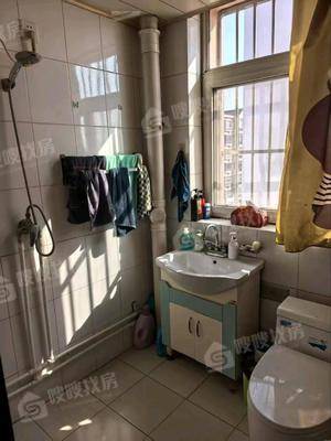 警苑小区2室2厅1卫98㎡