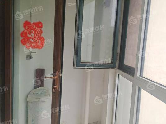 荣盛阿尔卡迪亚新儒苑3室2厅1卫109㎡