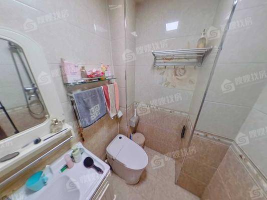 凤凰城（C区）3室2厅2卫130㎡