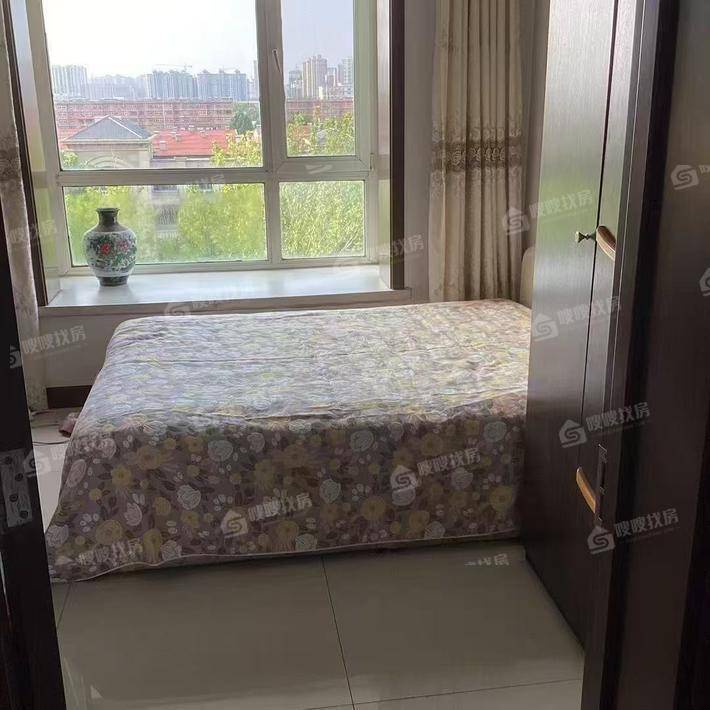 万泰阳光花园2室2厅1卫97㎡