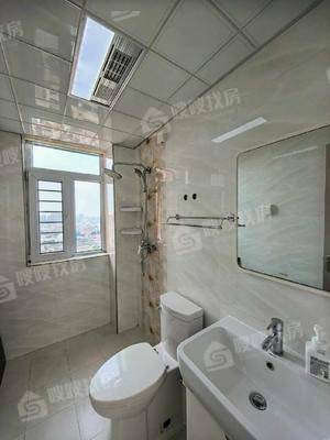 万润绿景园3室2厅2卫131㎡
