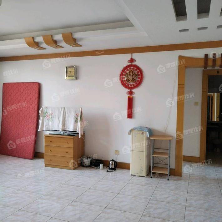 中心家园3室2厅1卫126㎡