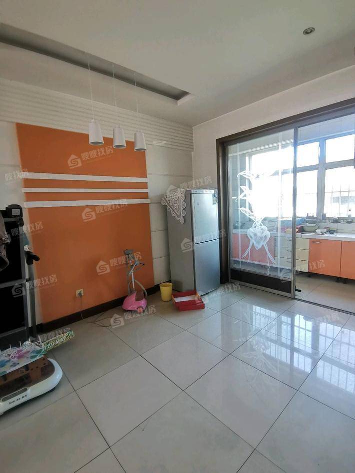 建设小区4室2厅2卫167㎡