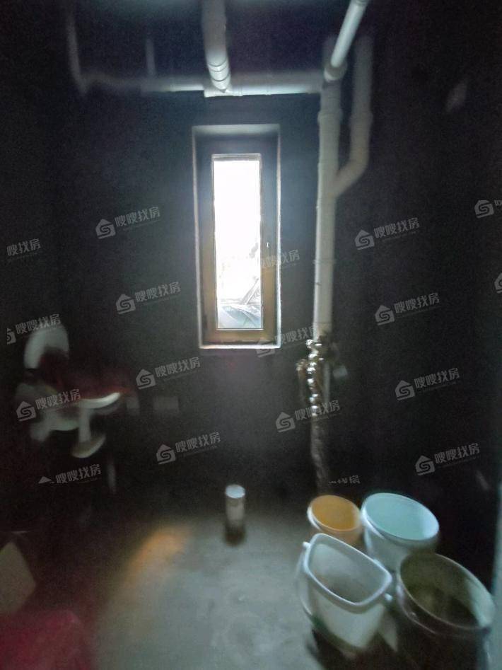 贻成御景狮城5室2厅2卫216㎡