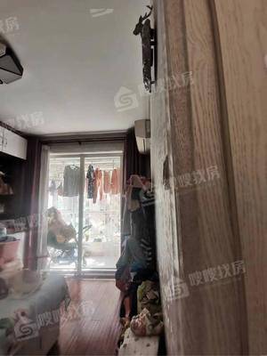 天成郡府东区3室2厅2卫149㎡