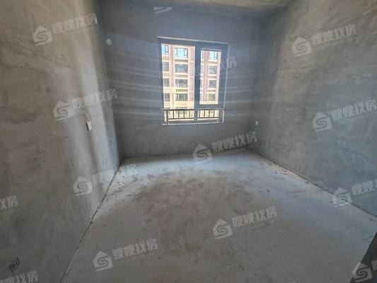 天成和悦名著东区4室2厅2卫145㎡