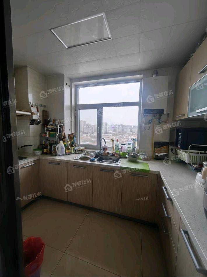 塞纳左岸3室2厅2卫138㎡