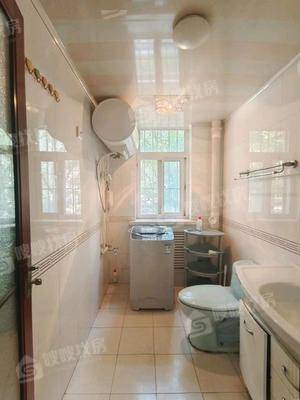 广厦阳光3室2厅2卫122㎡