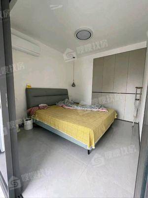 中梁观沧海3室2厅2卫135㎡