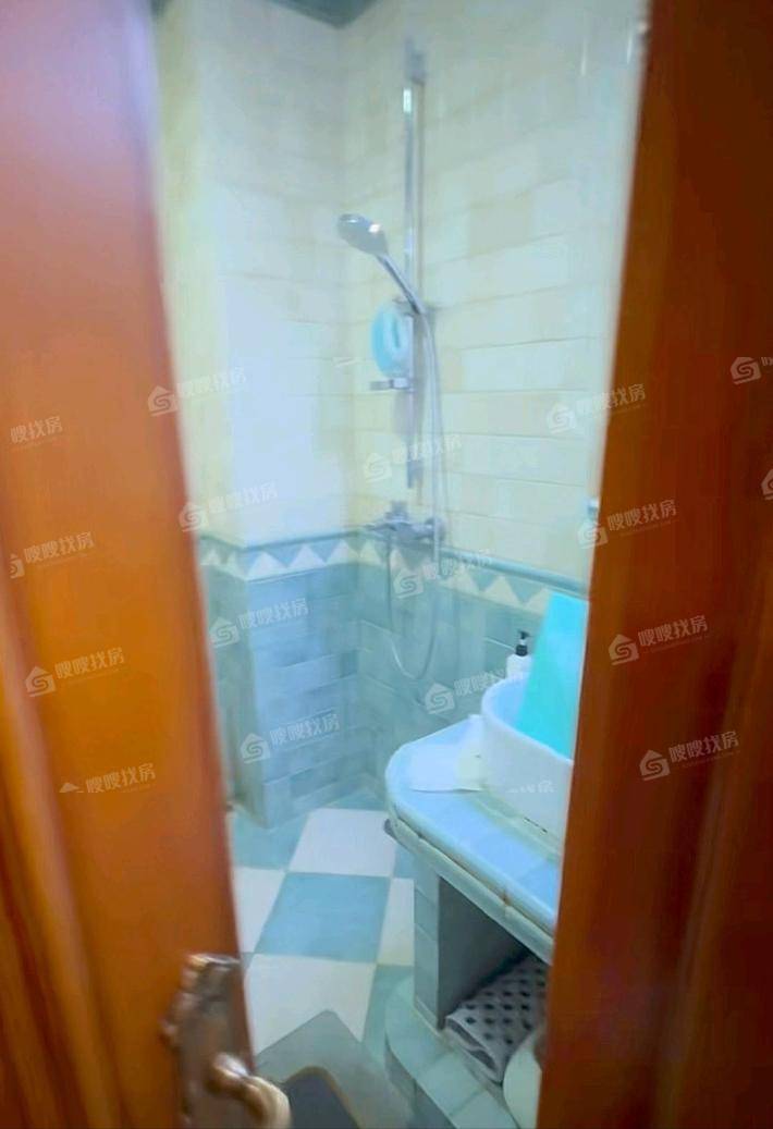 颐和庄园一期4室2厅3卫260㎡