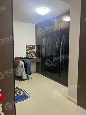 天成郡府东区4室2厅2卫249㎡