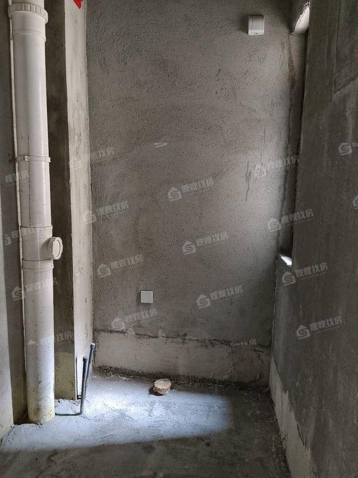 天成和悦名著西区3室2厅2卫115㎡