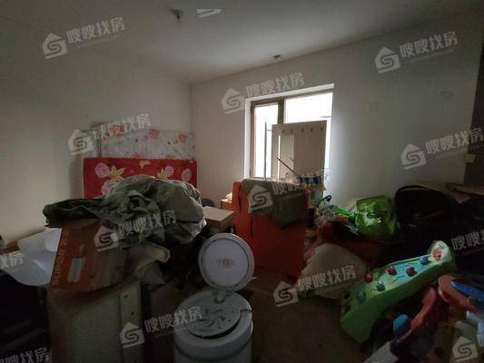 贻成御景狮城5室2厅2卫216㎡