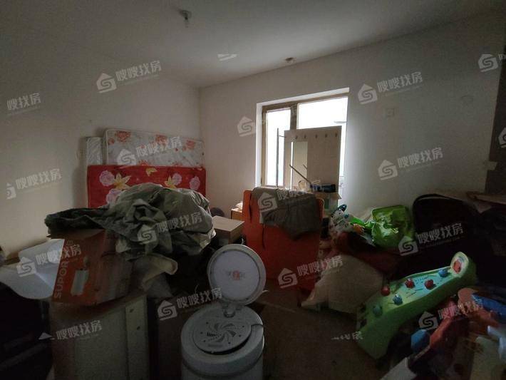 贻成御景狮城5室2厅2卫216㎡