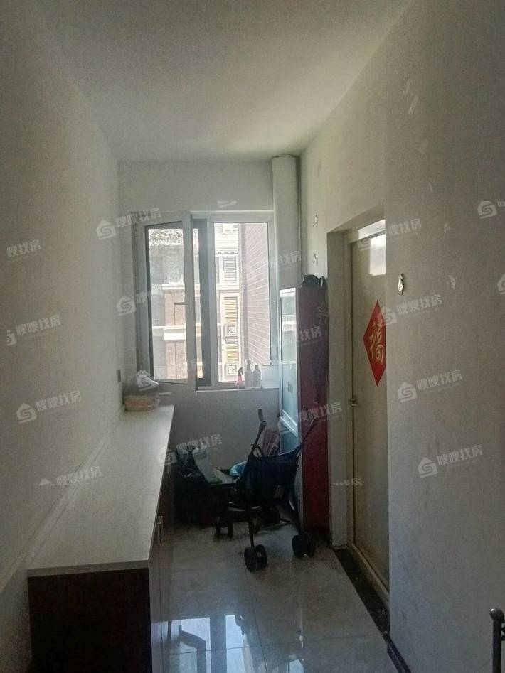 天成名著三期3室2厅2卫138㎡