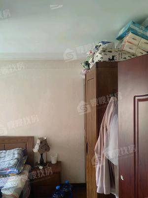 荣盛兰亭苑3室2厅2卫118㎡