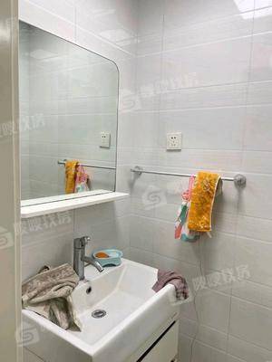 荣盛兰亭苑2室2厅1卫87㎡