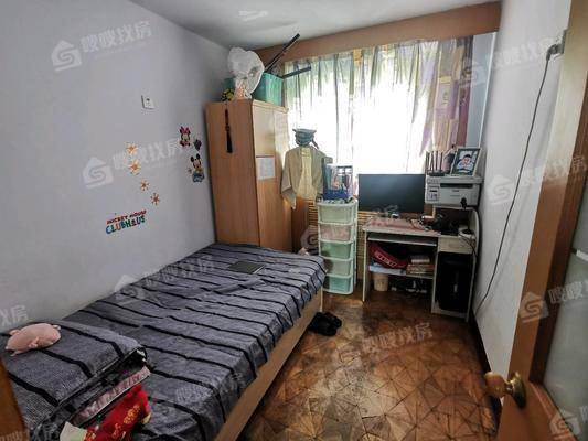 南园小区东组团路东2室1厅1卫58㎡
