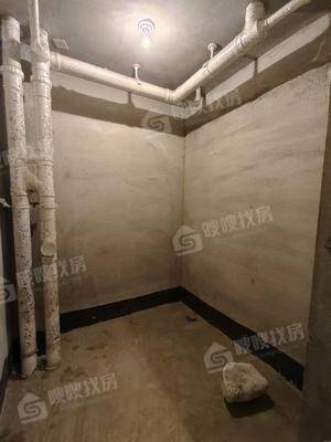 金域华城3室2厅1卫115㎡