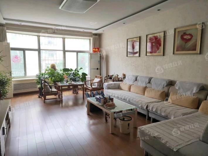 建设小区4室2厅2卫149㎡