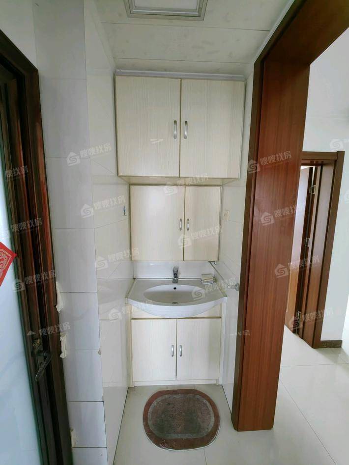 凤凰城（A区）3室2厅1卫115㎡