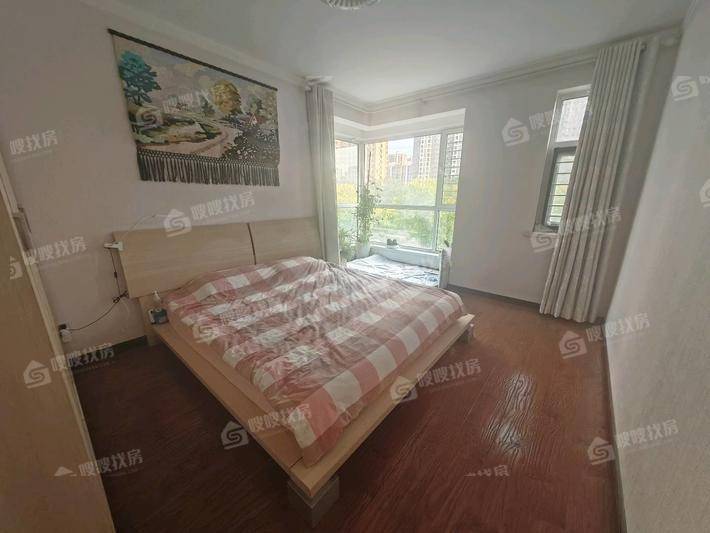 天成郡府东区3室2厅2卫127㎡