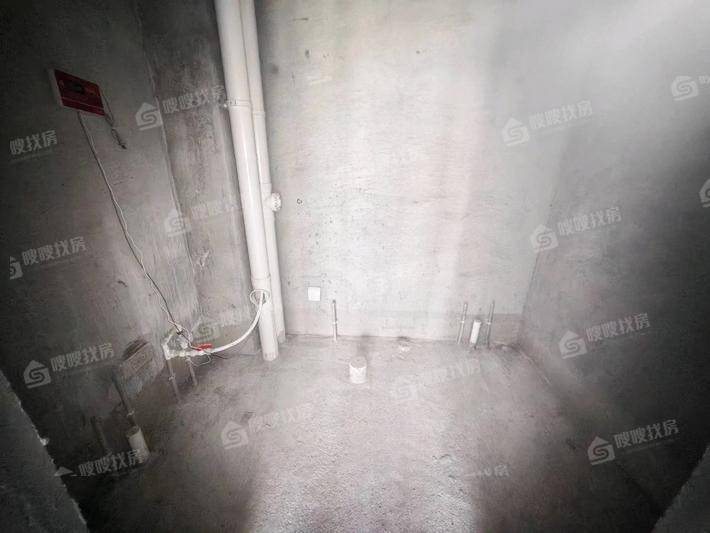 天成和悦名著东区4室2厅2卫145㎡