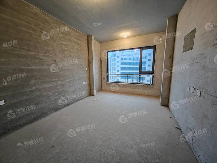 天成岭秀岭贤府3室2厅2卫144㎡